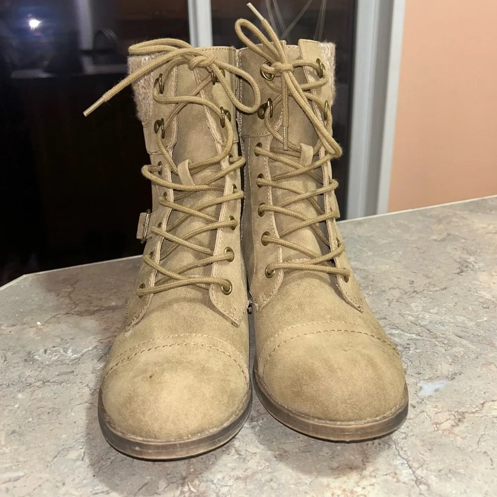 SM New York size 9.5 zip lace up boot - Picture 4 of 8